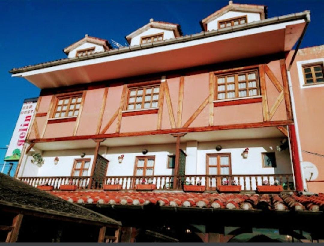 Hosteria Gelin De Gajano Bagian luar foto